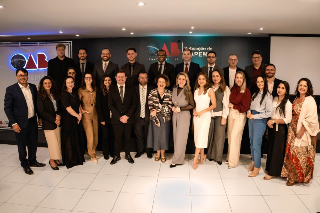 Jurista Bruna Sobczack participa de Mentoria em Direito Imobiliário com o Dr. Wilson Rinhel Macedo na OAB Itapema