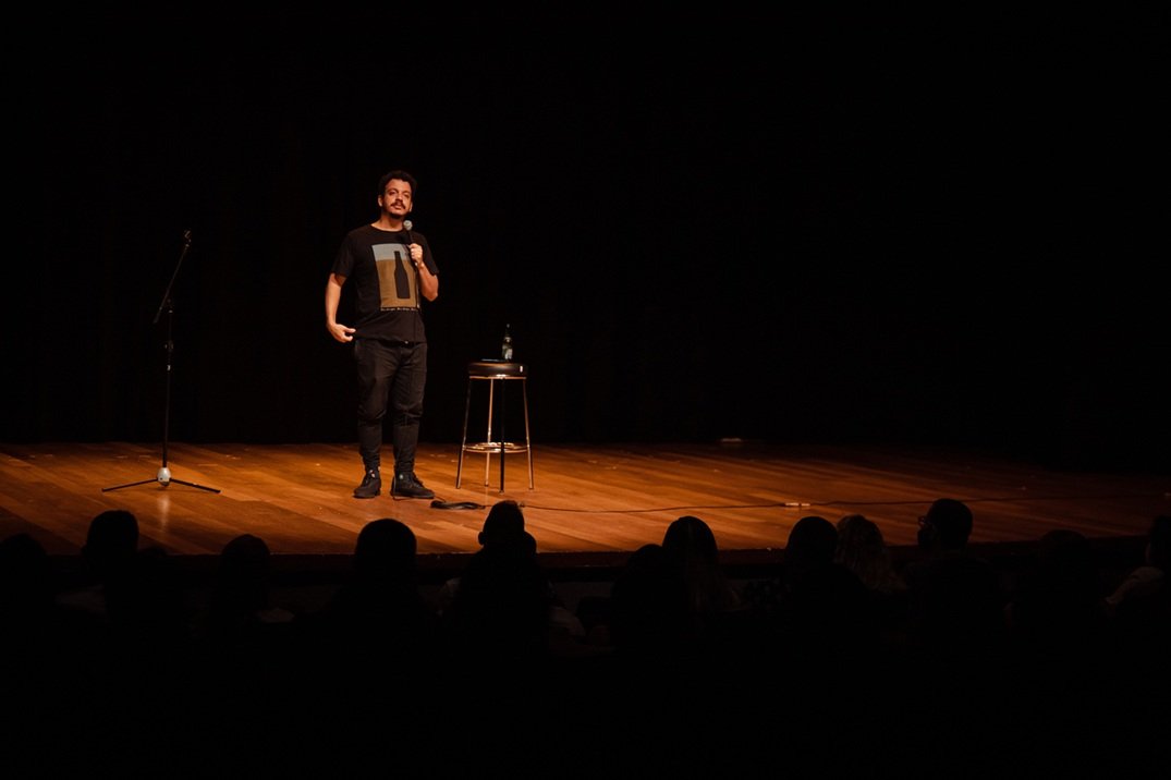Sorria Floripa 2025 traz grandes nomes do stand-up nacional para a Ilha da Magia 1 Rodrigo Marques credito Lally Zwetzch